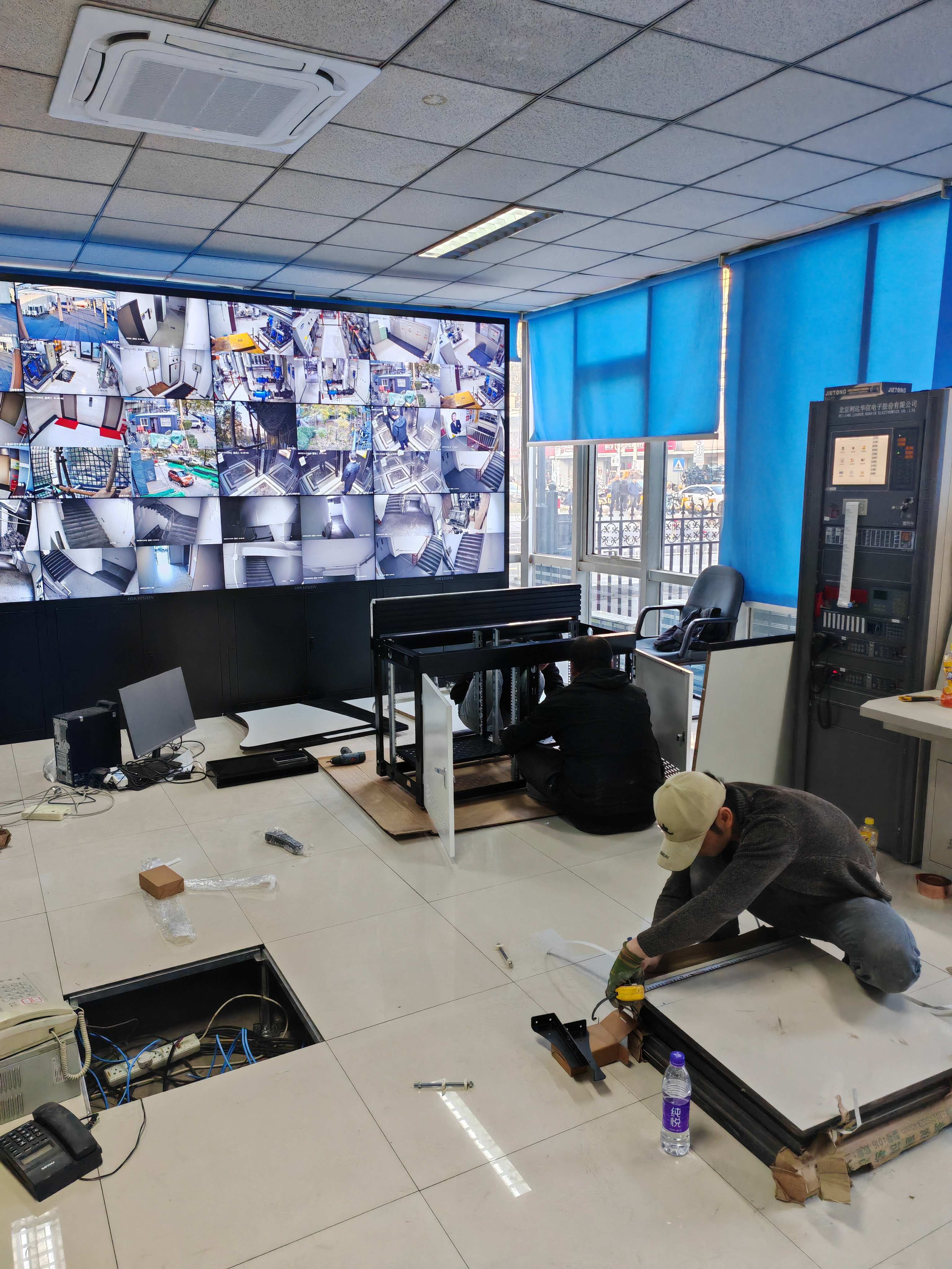 机房静电地板铺设